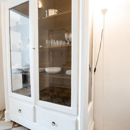 Shabby Chic アパート バーリ